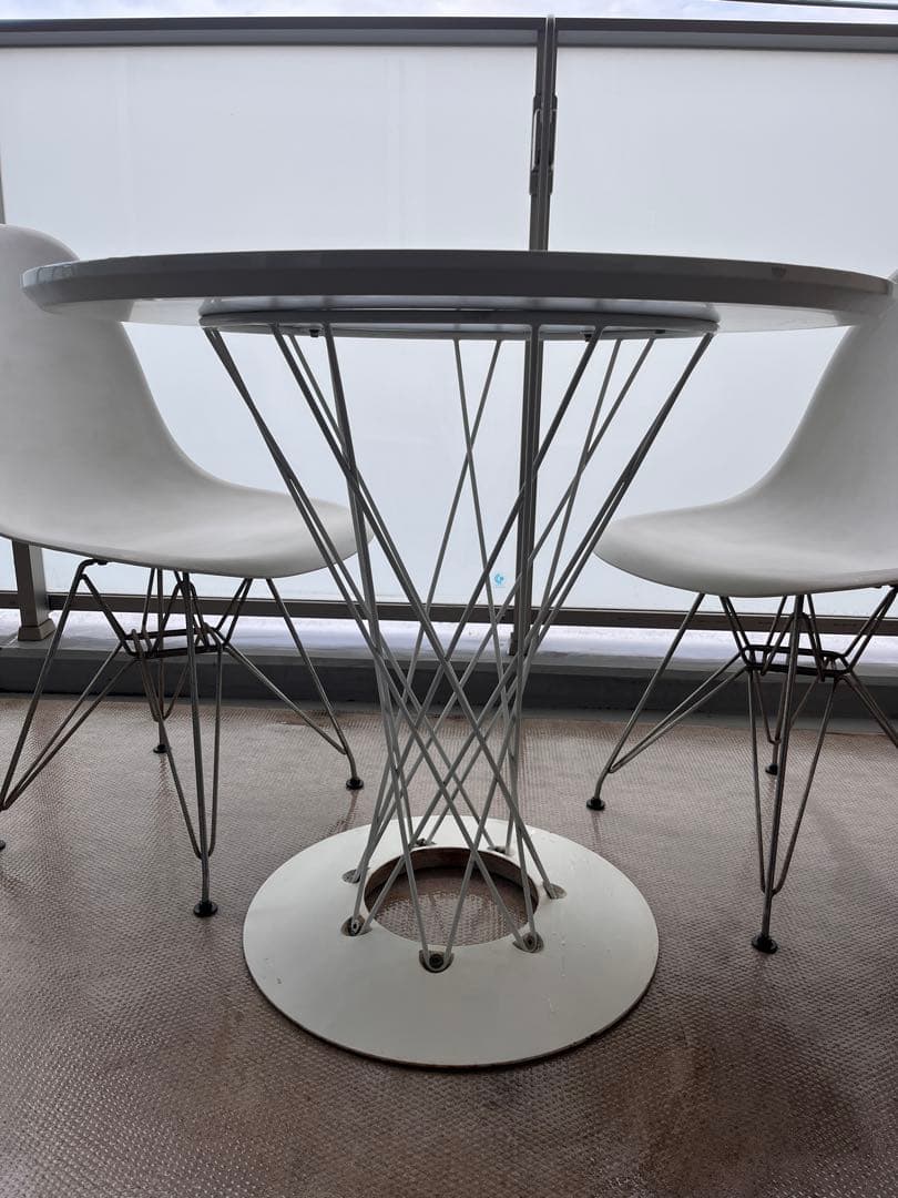 イサム・ノグチ サイクロンテーブル