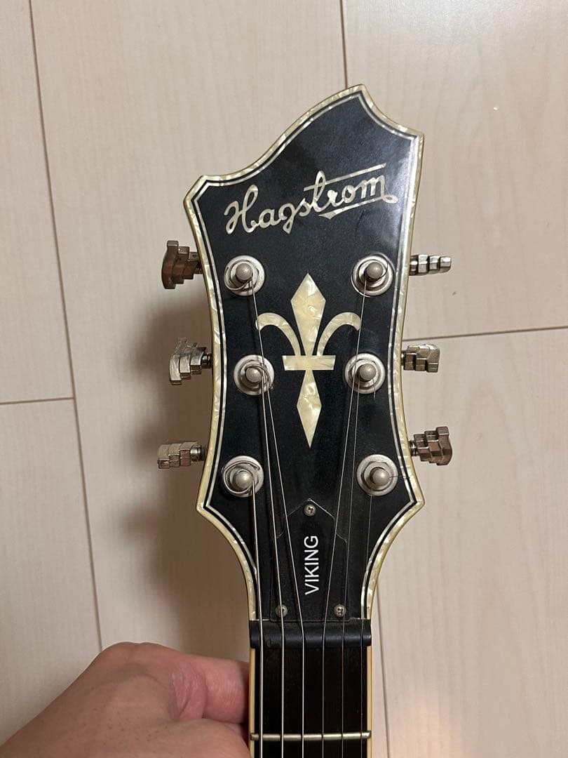 Hagstrom Viking セミアコギター＋ハードケース