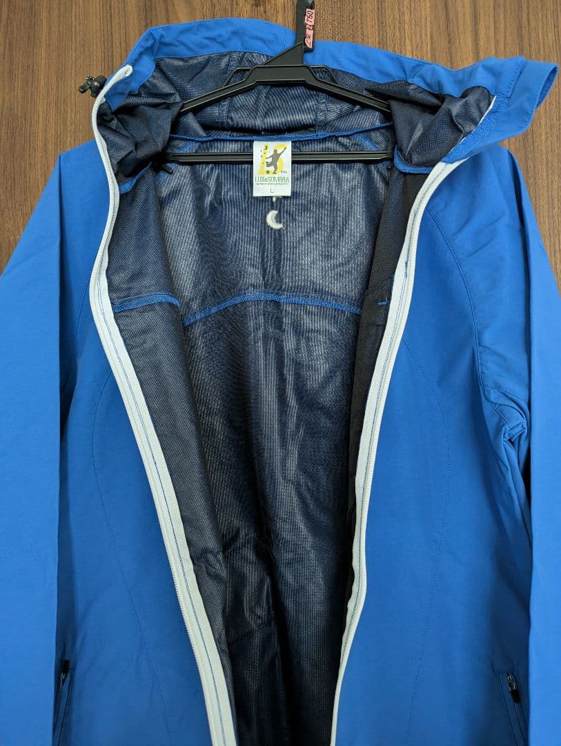 LUZ e SOMBRA　ルースイソンブラ　TRUST JKT　青　L