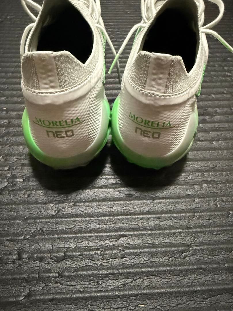 Mizuno Morelia Neo サッカーシューズ ホワイト/グリーン