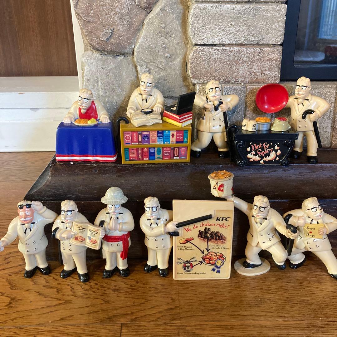 カーネル・サンダース フィギュア 10体セット