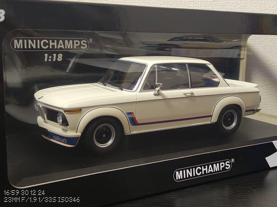 未開封　MINICHAMPS　ミニチャンプス　BMW2002ターボ　白色