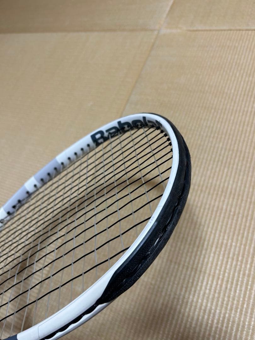割引バボラ　テニスラケット　ピュアストライク100 グリップ3