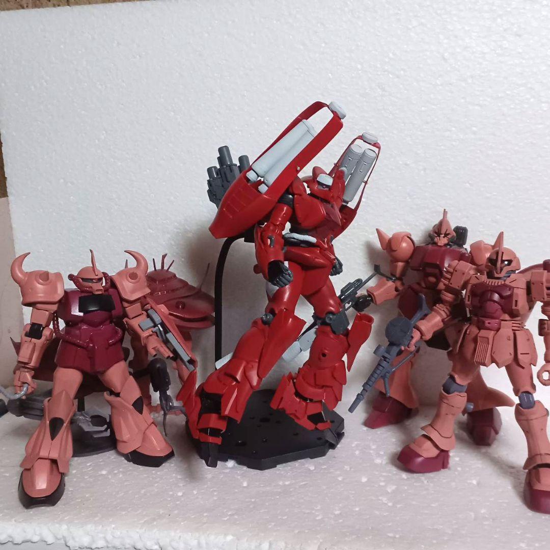 ジークアクス最終回に登場したHG1/144シャア専用6体再現セット