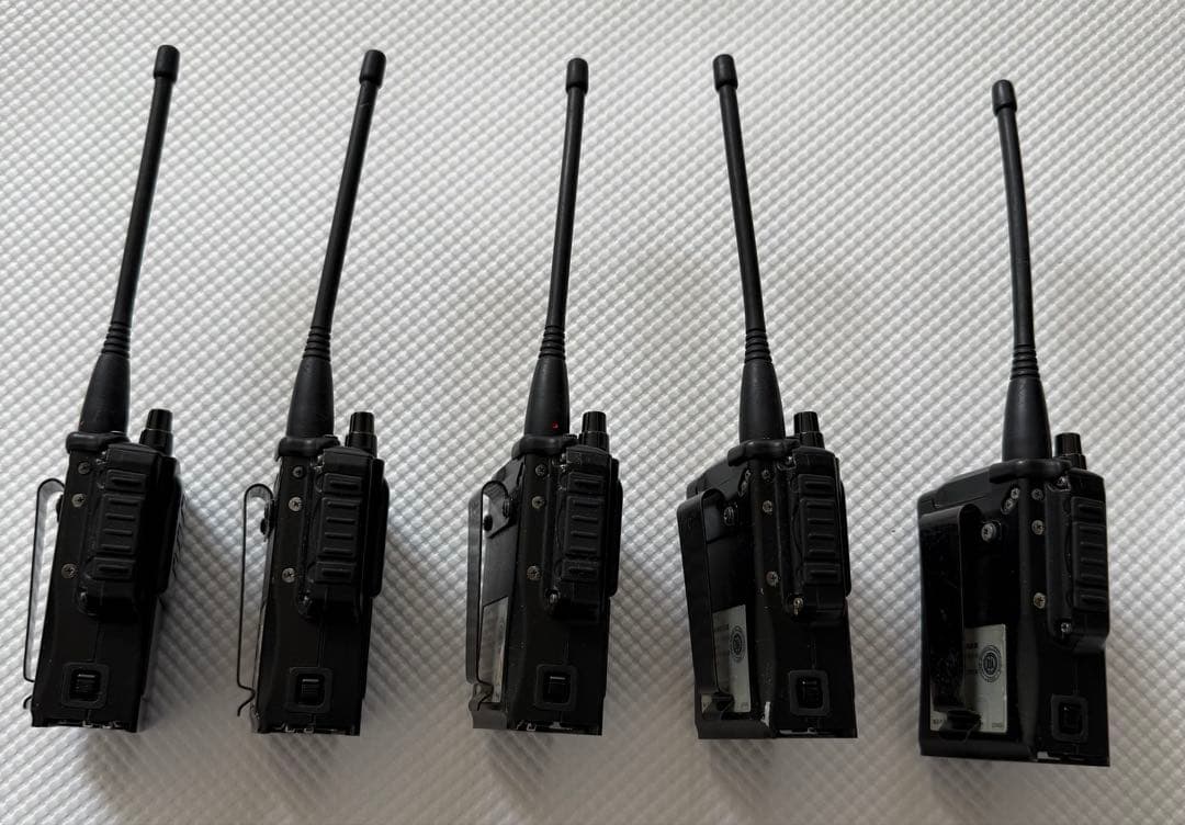 KENWOOD トランシーバー 5台セット　充電器2台　ジャンク　1995年製