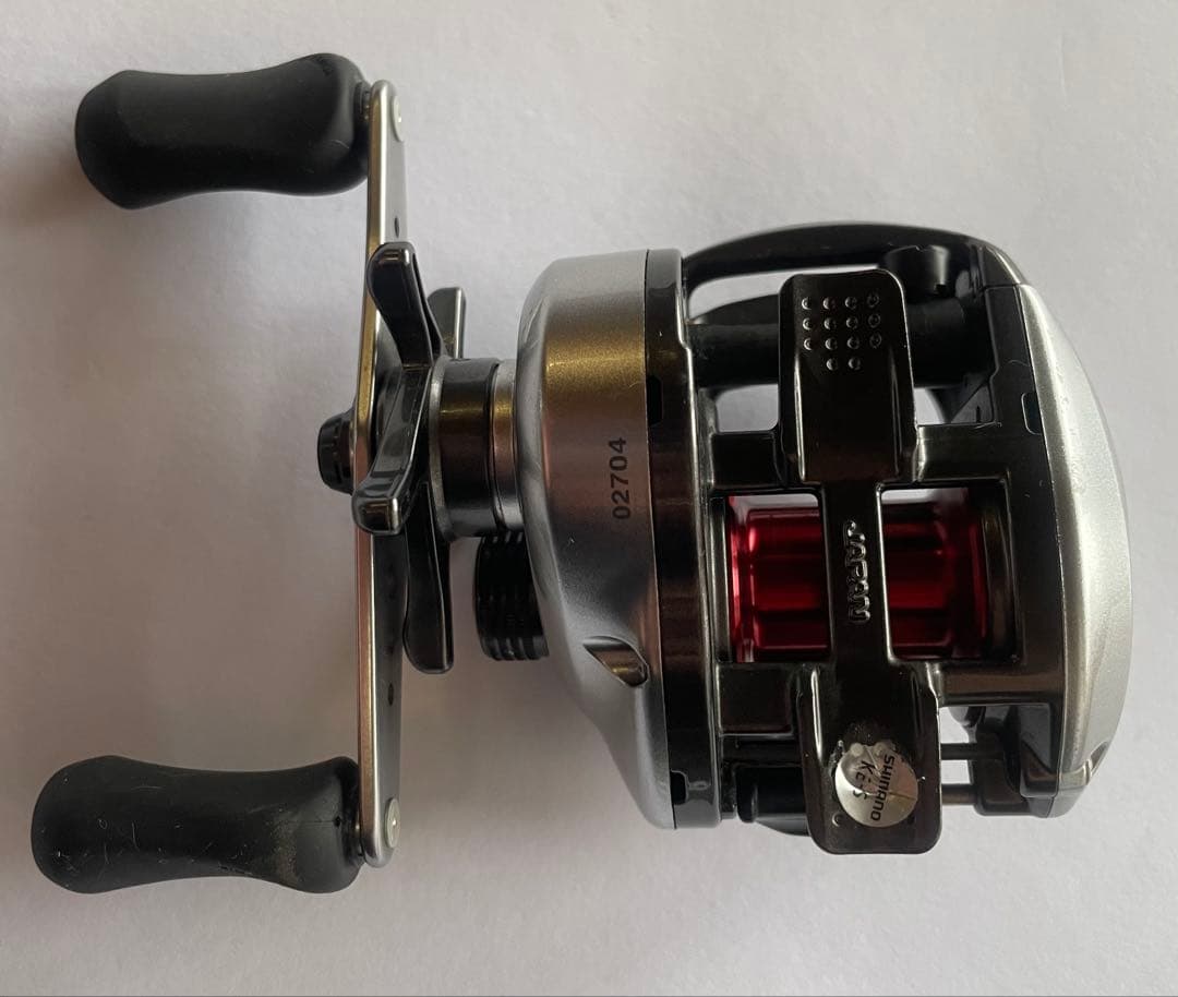 ⭐️再々値下げ　美品　シマノSHIMANO 11スコーピオンDC 右巻き