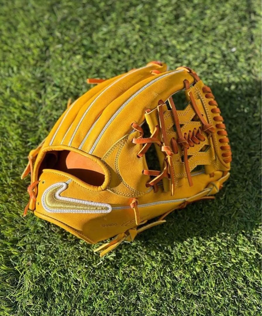 日本製 激レア NIKE 硬式グローブ内野手用 SHADO ELITE 謝道