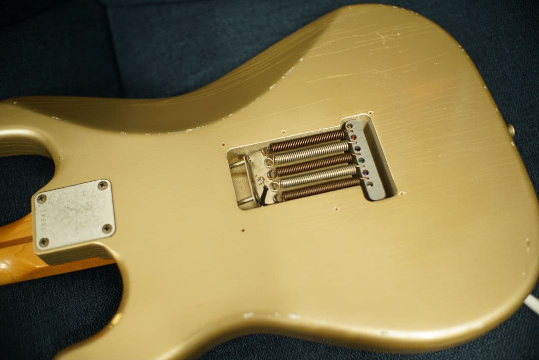 MJTレリックボディ+オーダーメイドレリックネックコンポーネントストラト