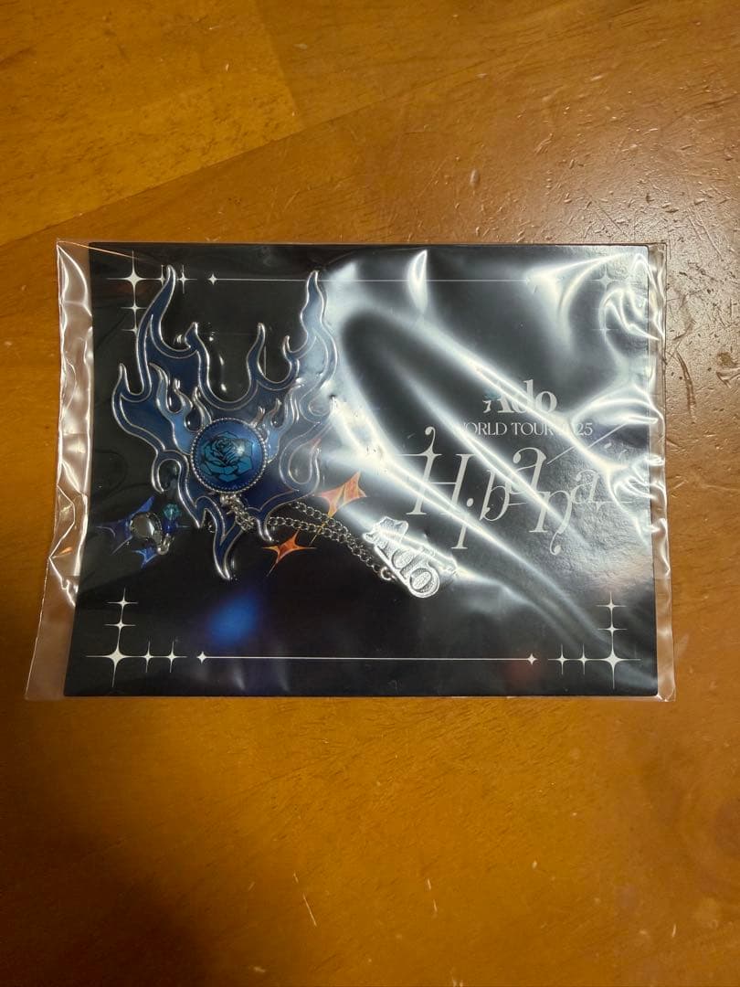 Ado Hibana ブローチ ファンクラブ会員 レジャーシート その他 全4点