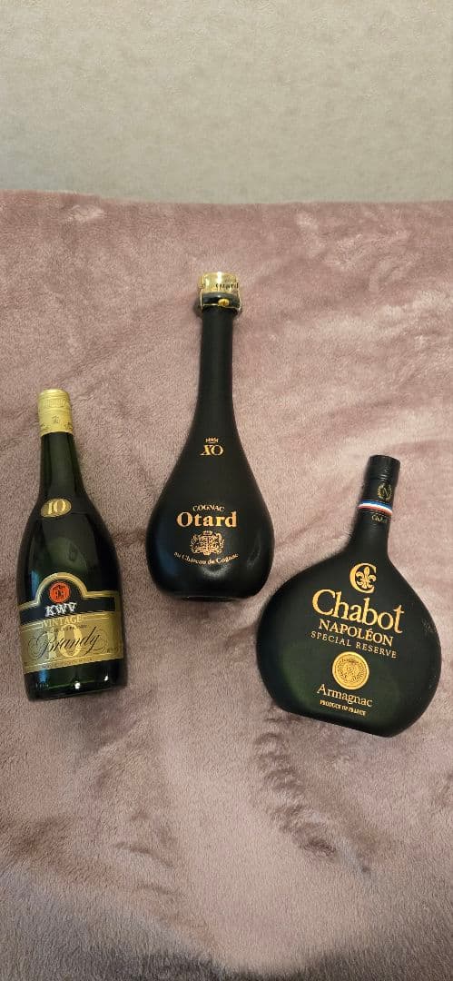 お酒　３本セット kwv ブランデー　Chabot