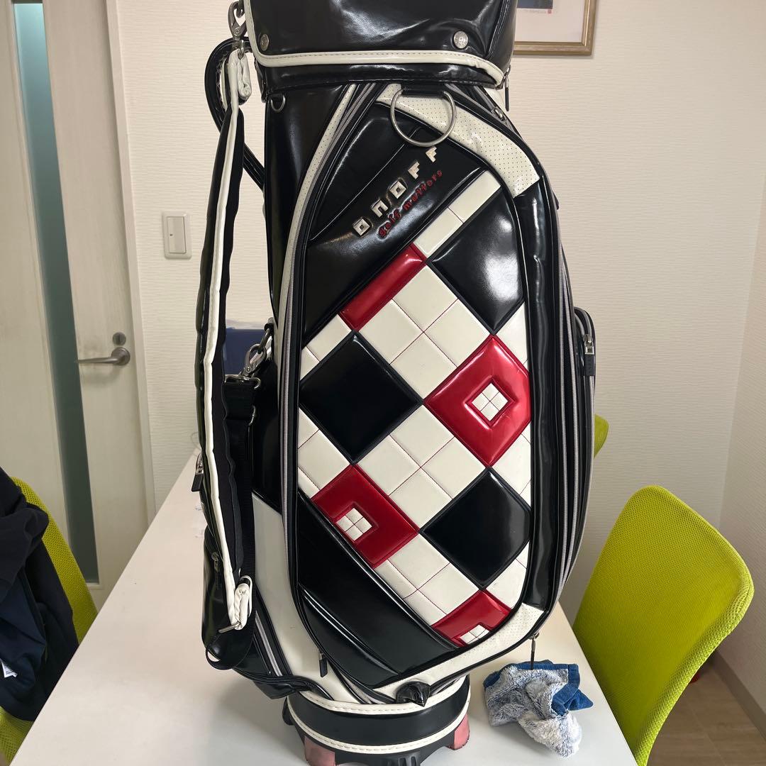 onoff ゴルフキャディバッグ 黒/白