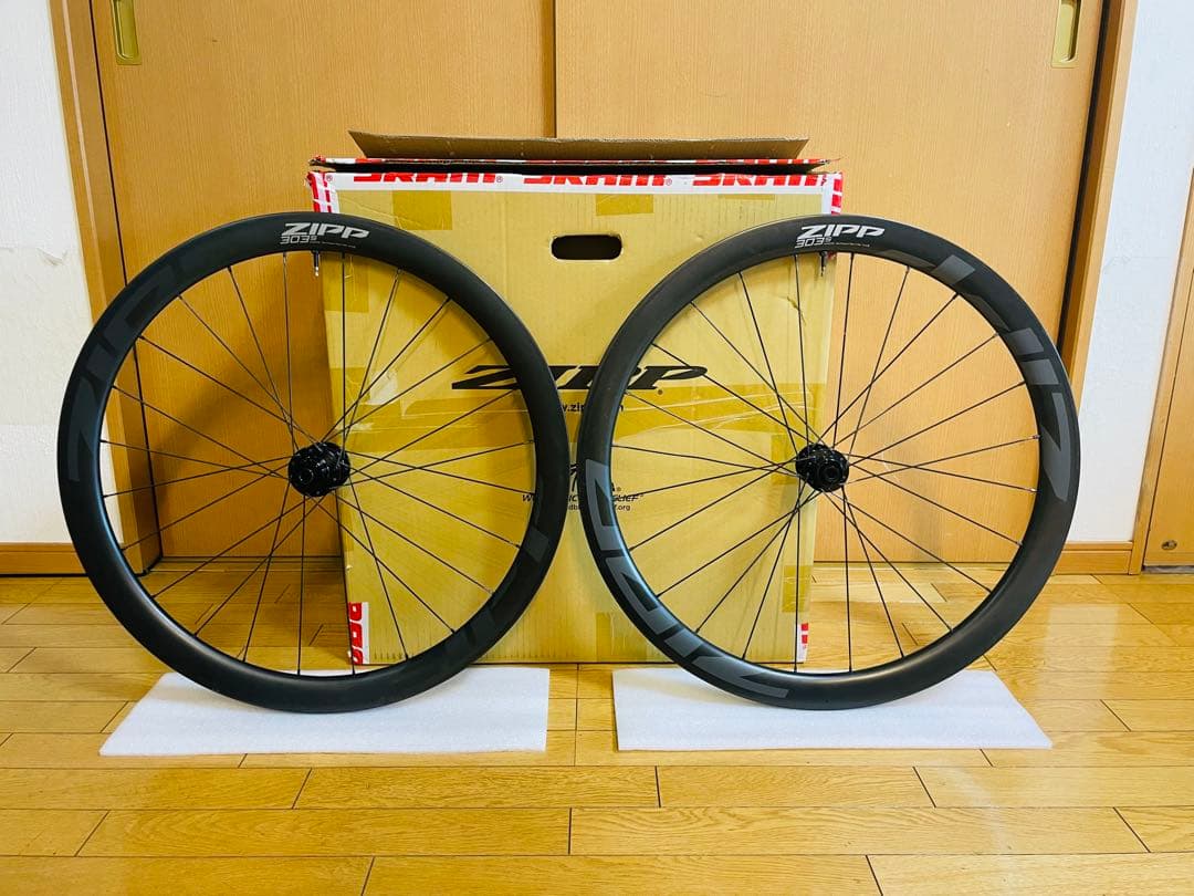 ZIPP 303S カーボンホイール 700C シマノフリー