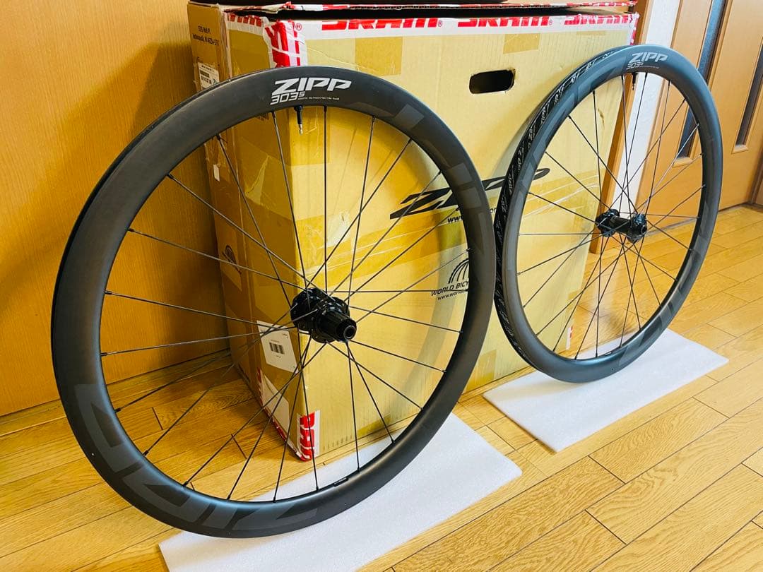 ZIPP 303S カーボンホイール 700C シマノフリー
