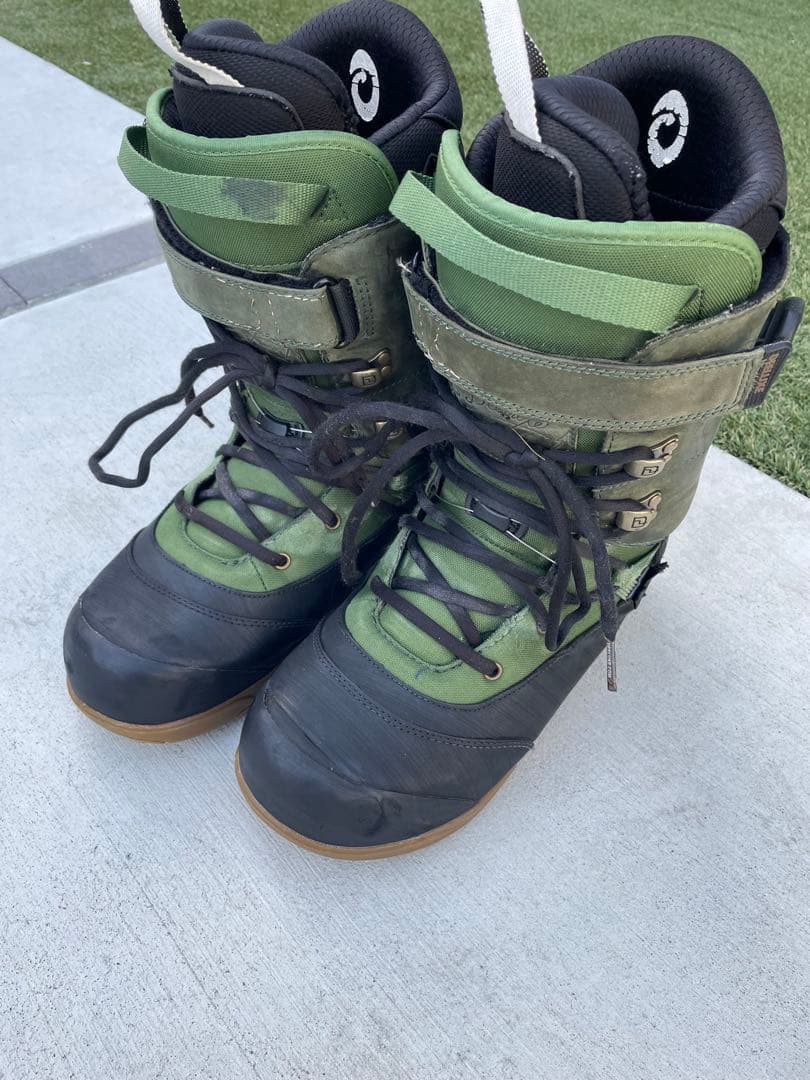 ARETH RIN DEELUXE アース　リン　ディーラックス　27.5cm