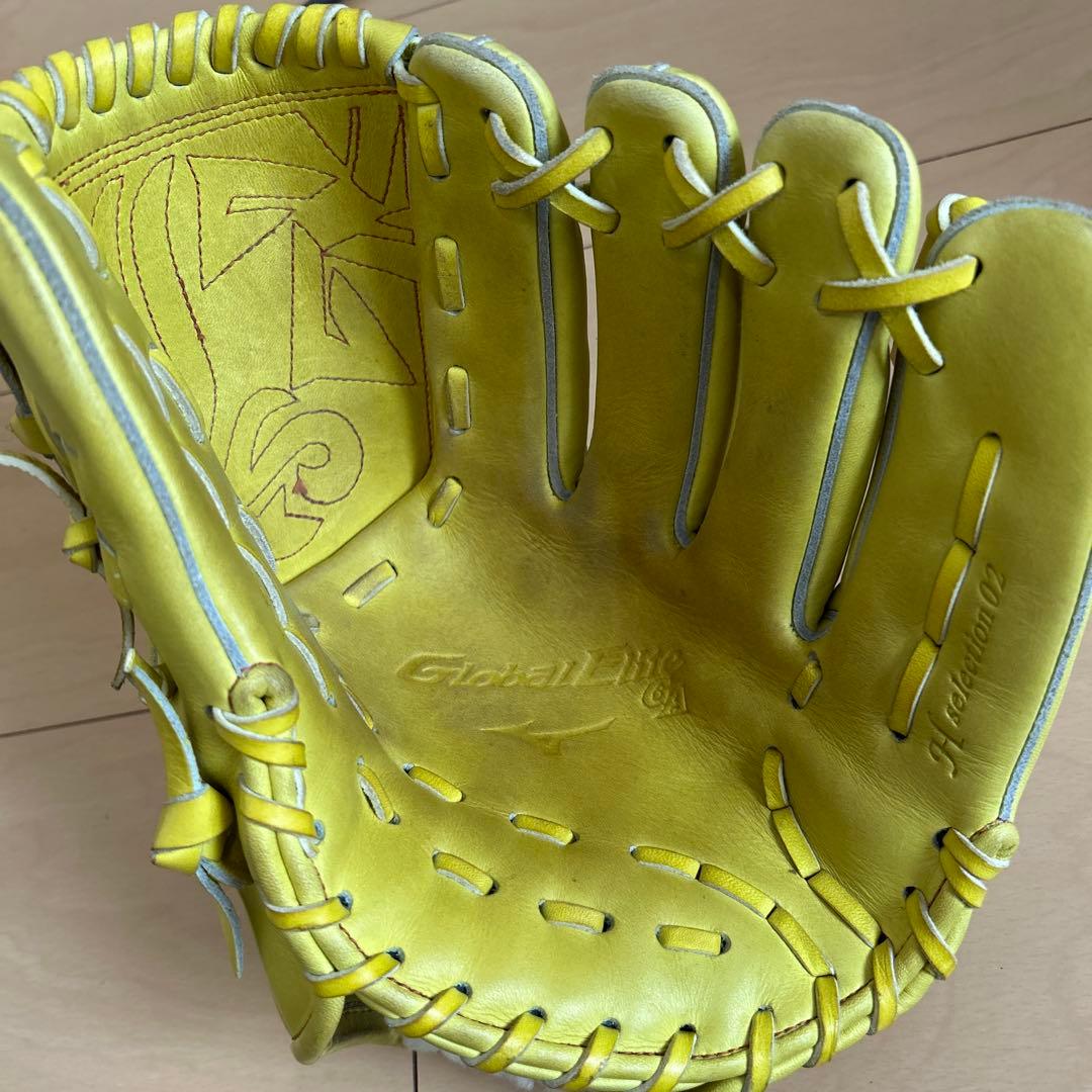 とと　ミズノ Global Elite グローブ イエロー　投手