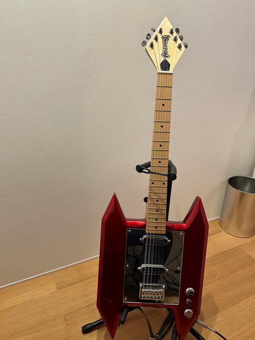 ヘルシェイク矢野　ギター　アポロン