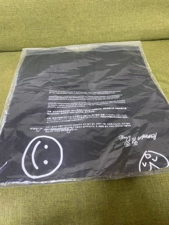 BTS 会場限定グッズ PTD ラスベガス drawing Tシャツ