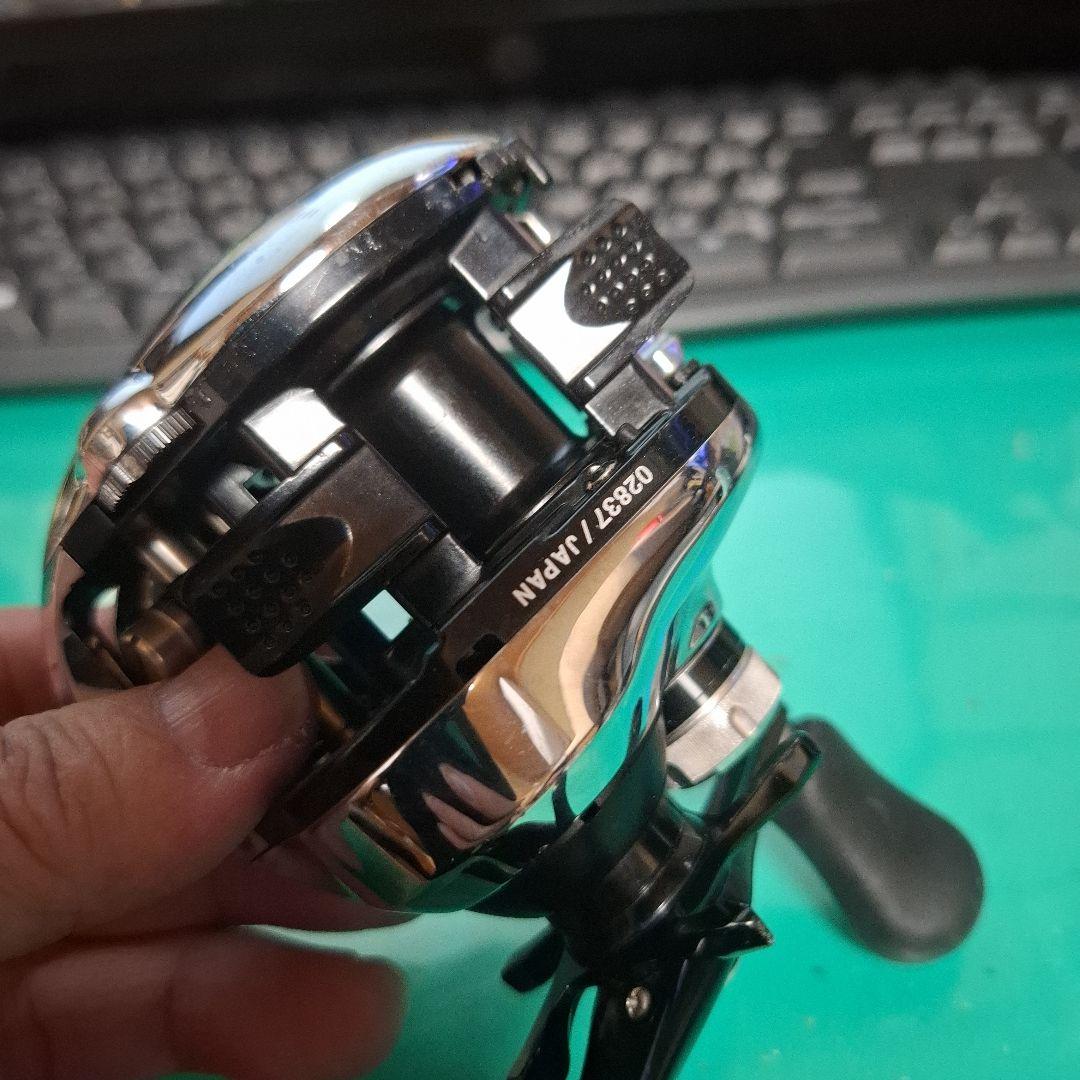 シマノ　12　アンタレス　HG　右　　ANTARES　HG　ギア比7.4：1