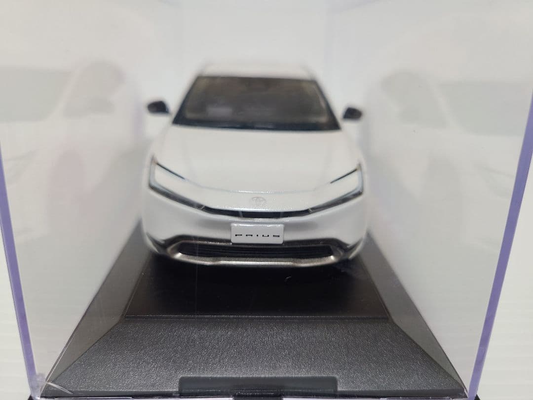 トヨタ カラーサンプル プリウス ホワイト 30/1 美品