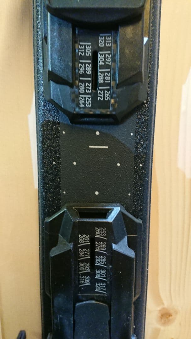 Atomic 149㎝ CLOUD 7 簡単調整253～320㎜ GW対応