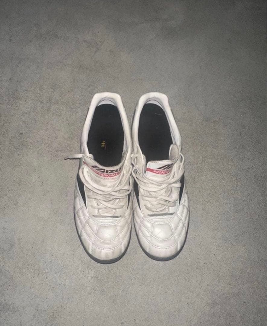 ミズノ サッカーシューズ ホワイト/ブラック/レッド