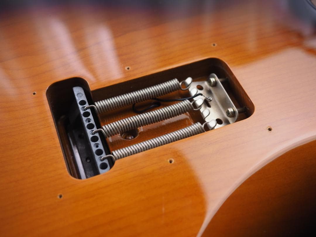 SQUIER 2003年製 超美品 アルダーボディー スクワイヤー FENDER