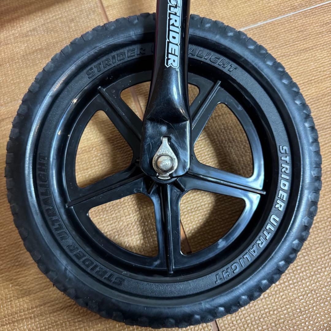 ストライダー STRIDER スポーツ　モデル 12インチ　ピンク