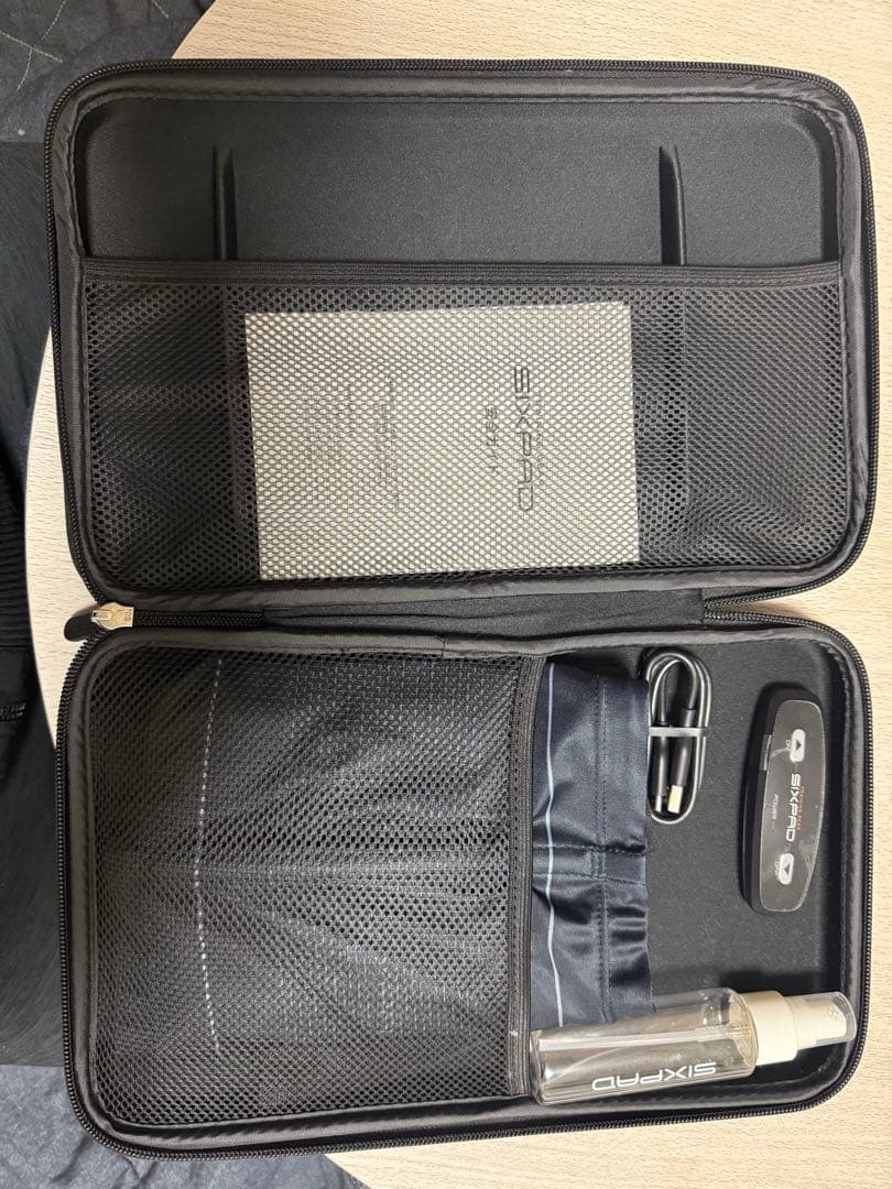 シックスパッド　パワースーツライト　アブズ　M