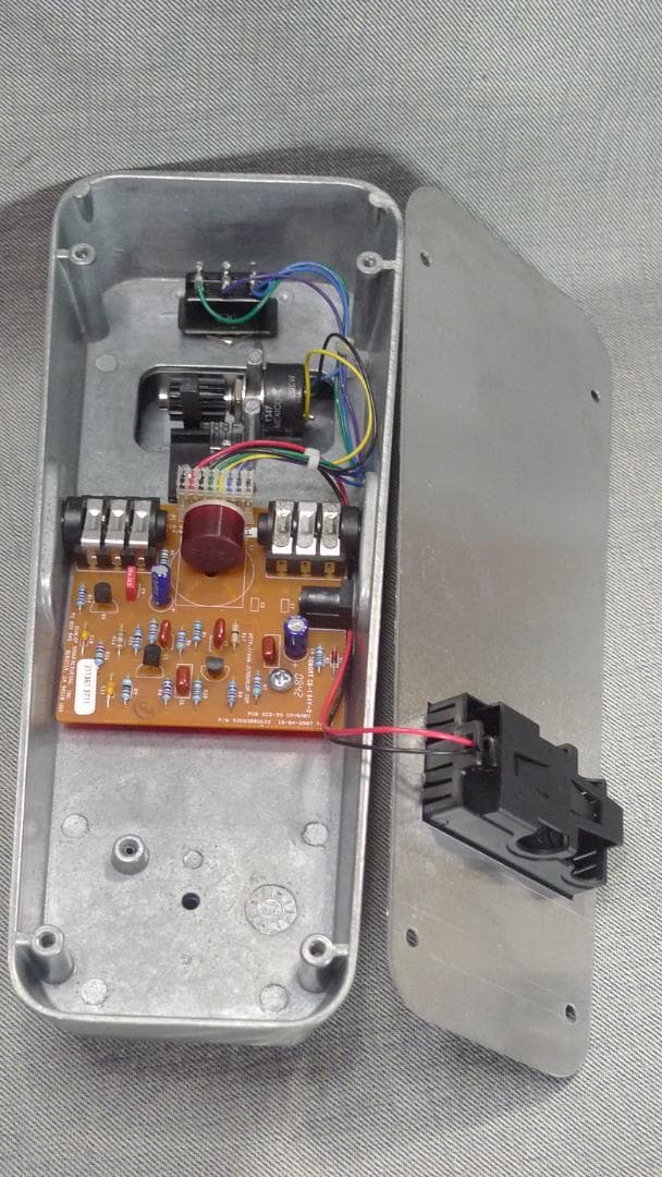 y805■WYLDE Wah cry baby ボディ＋アーティストモデル？基板