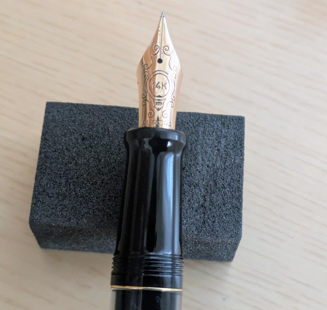 AURORA アウロラ 万年筆 88 ゴールドキャップ 801 EF 14ct