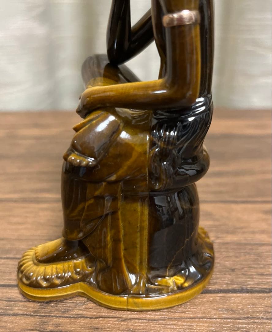 虎目石彫刻　弥勒菩薩　坐像 約12.6㎝