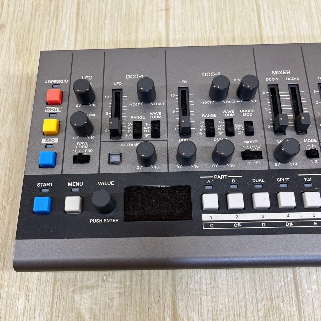 RolandBoutique JX-08 シンセサイザー