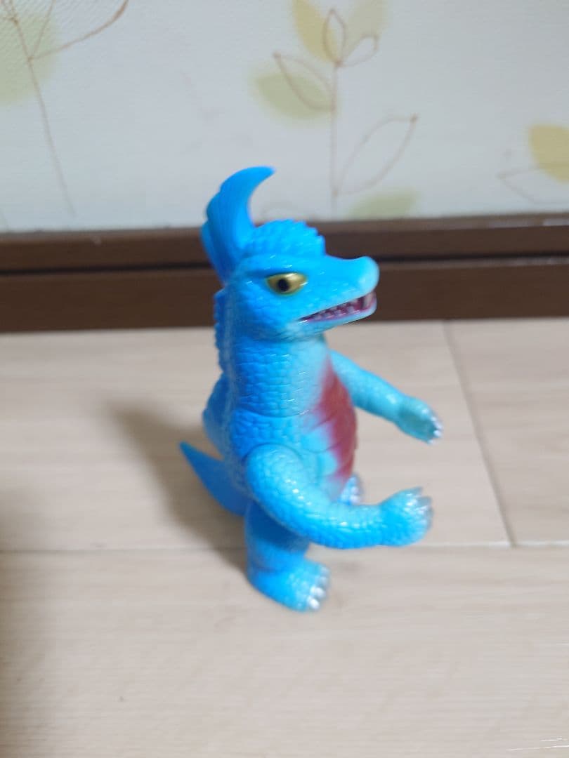 ブルマァク　ミドルアーストロン