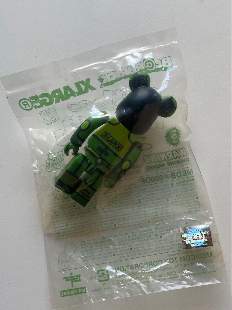 （非売品未開封）ベアブリック XLARGE×DAVID FLORES 100%