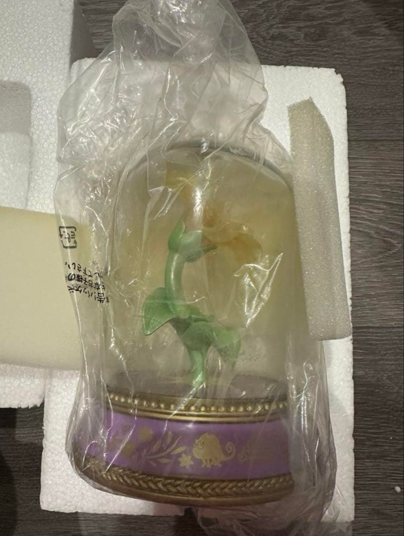 SALE‼️ディズニーストア　ラプンツェル　魔法の花　ライト　ラプンツェル10周年