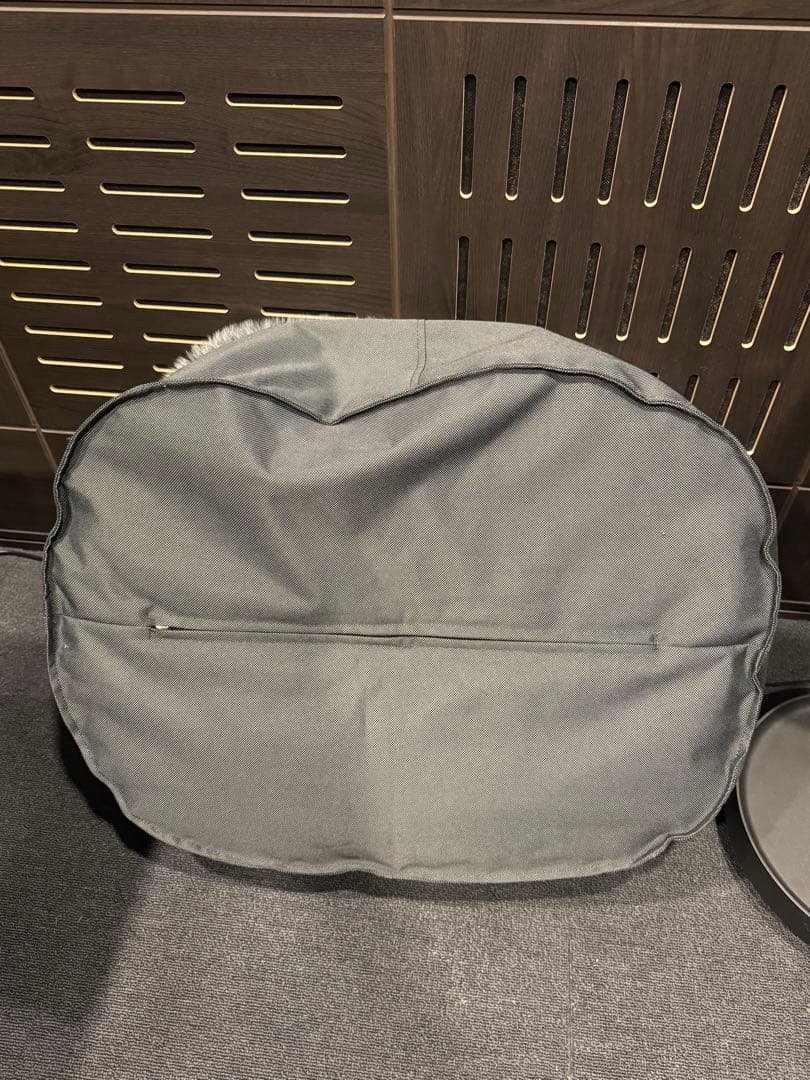 Ambient Lounge ラウンド型ベッドクッション グレー