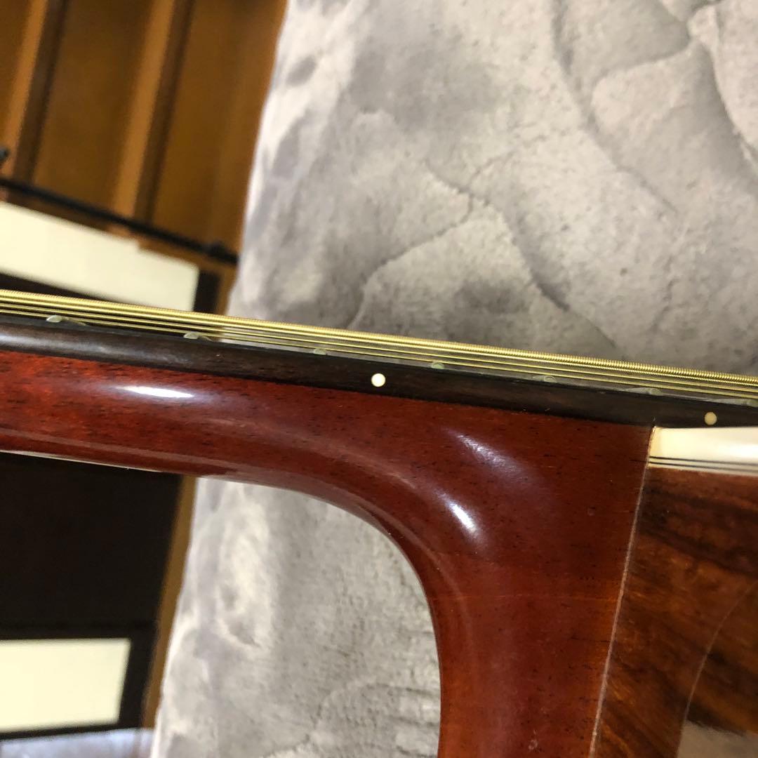 2009年製kヤイリYWー５００Ｒの出品です。