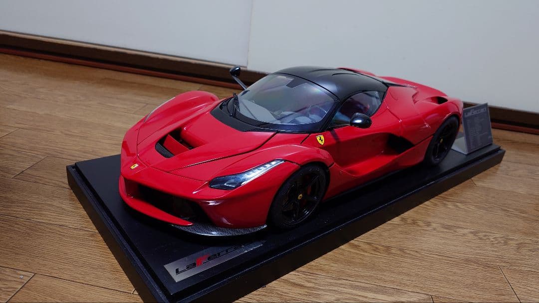 hachette La Ferrari 1/8スケール ラフェラーリをつくる