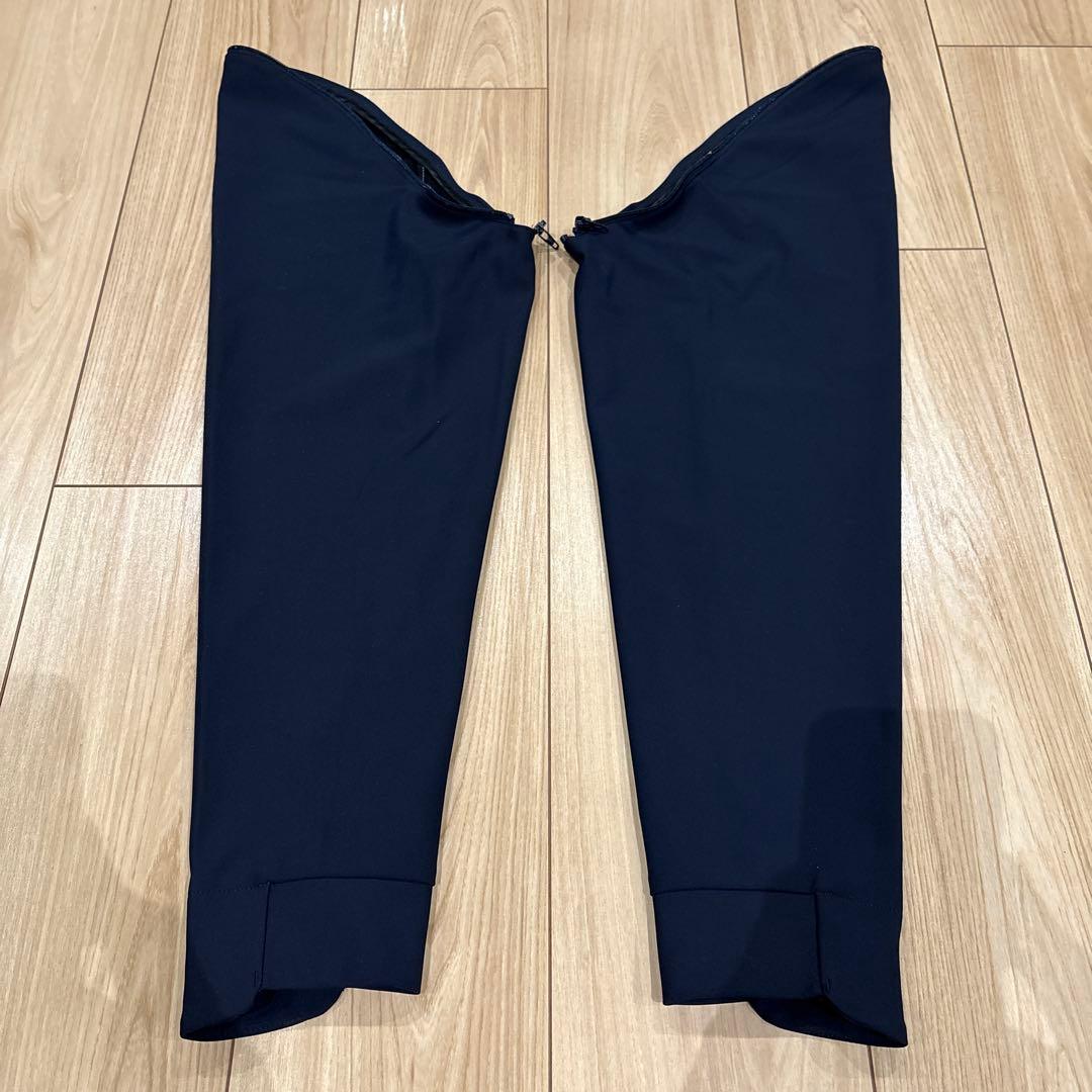 新作美品　デサントゴルフ　ディタッチャブル2WAY中綿ジャケット　アウター　濃紺