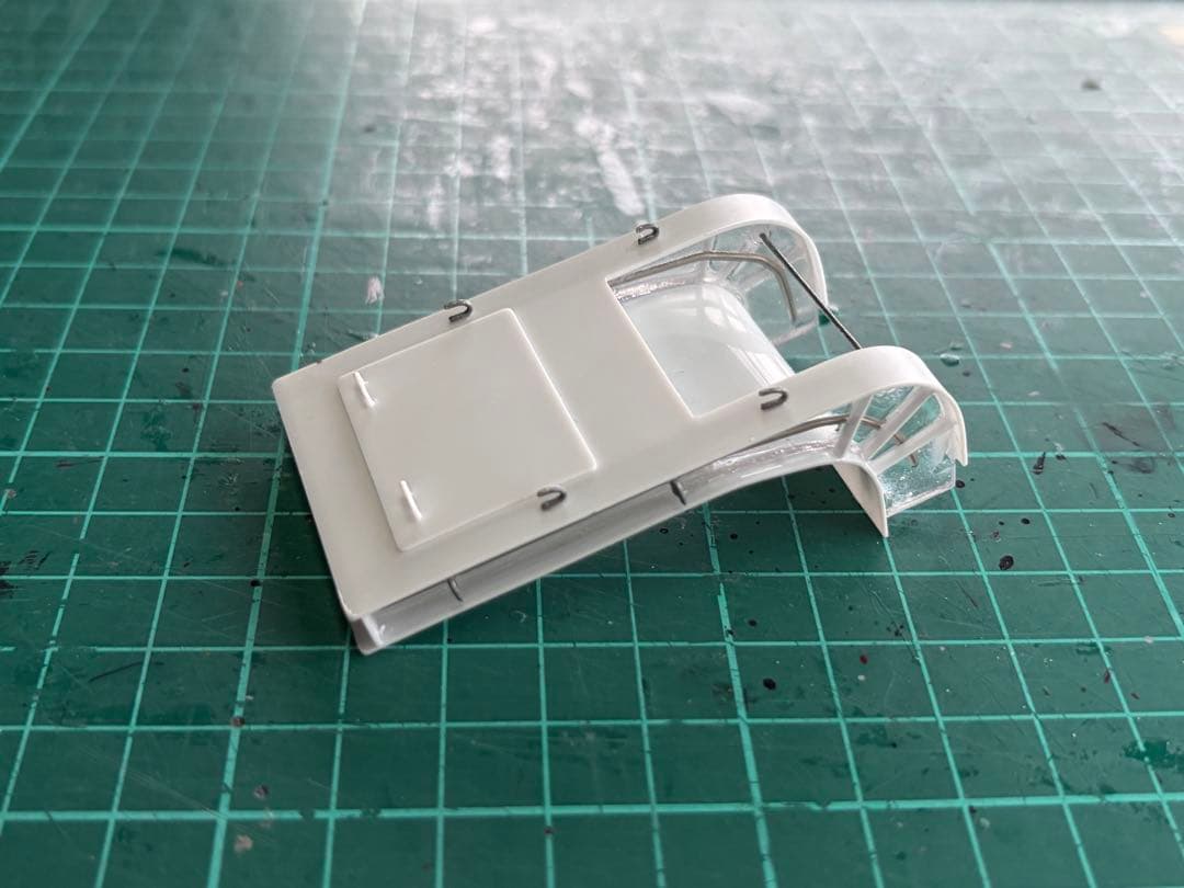 ブルーリボン　1/50 3軸低床トレーラー自動あゆみ付 重機 建機