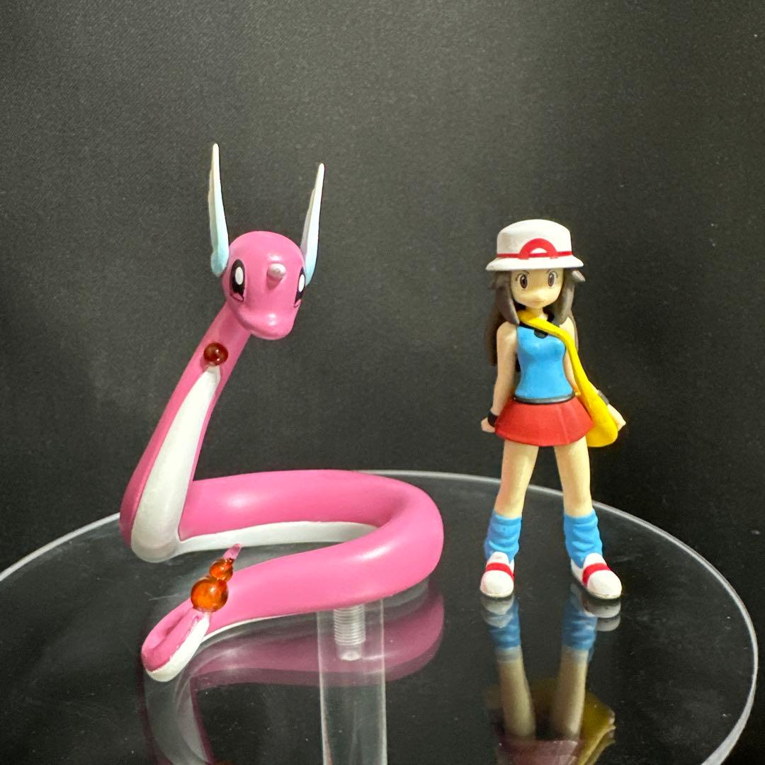 色違いハクリュー 1/20サイズ　海外ポケモンスケールワールド