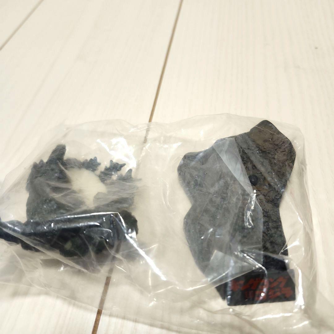 バンダイ ゴジラ名鑑 2002年 全７種　外箱1つ付き