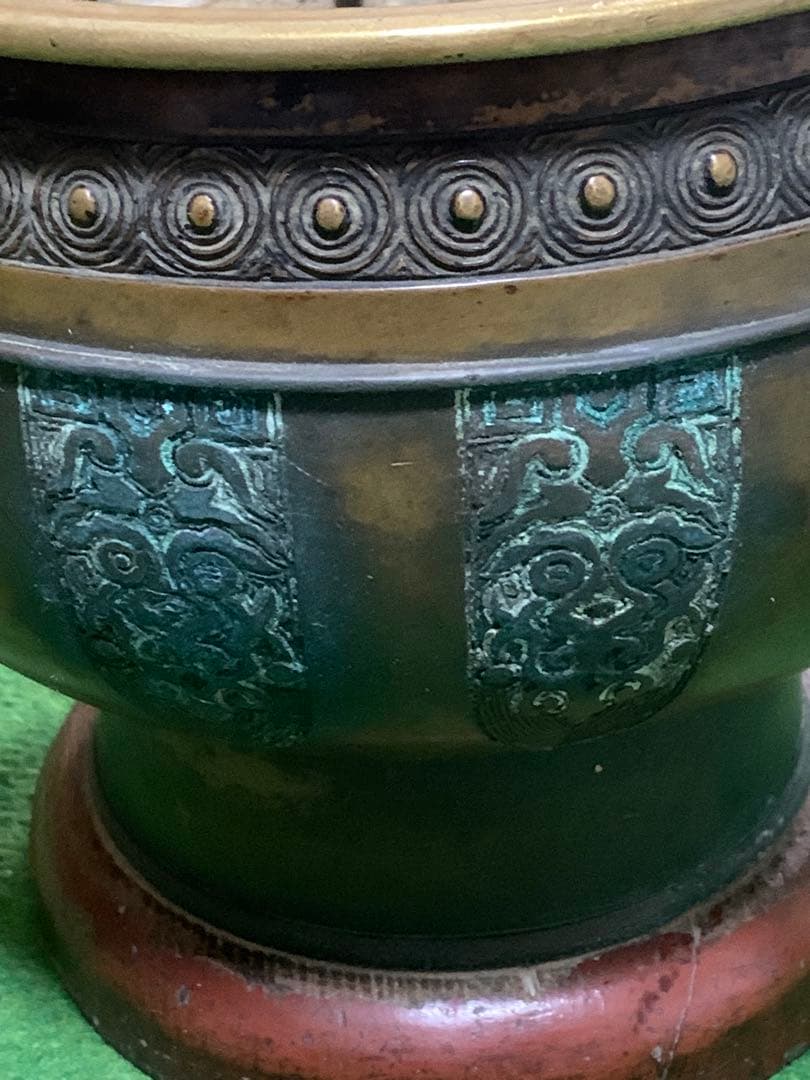 唐金　火鉢　手焙　獅子頭両耳　遊環　灰炉