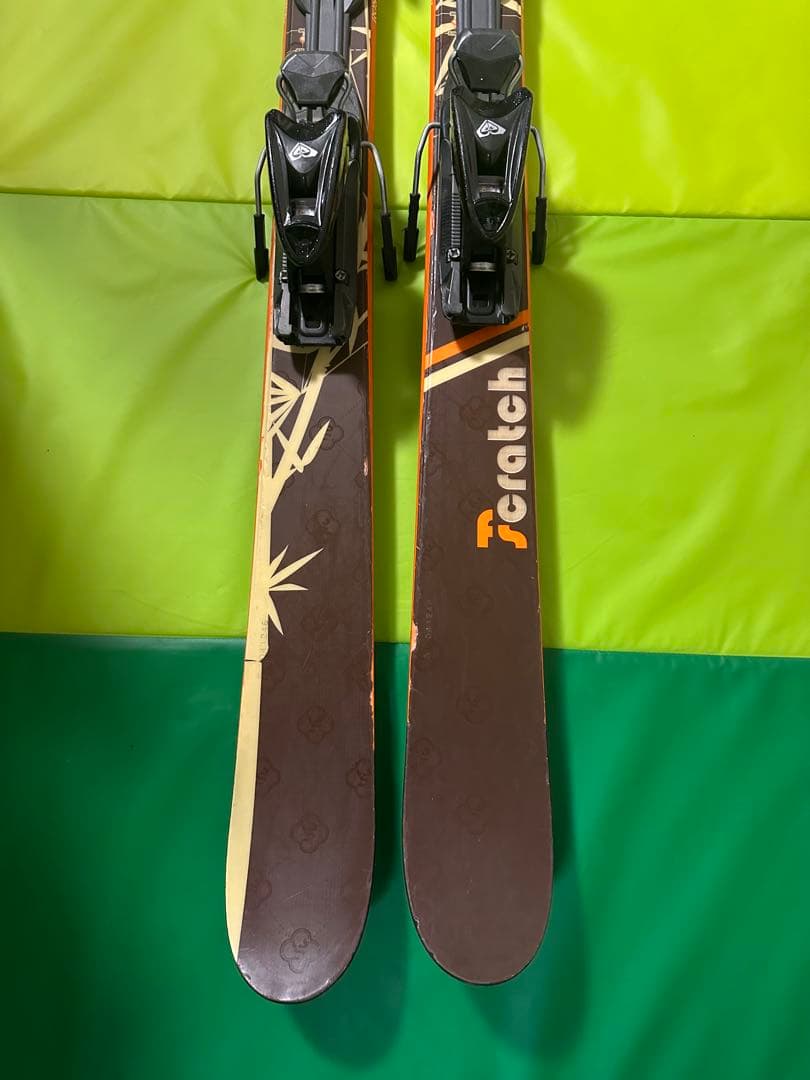 ロシニョール　scratch 竹模様　ROXY フリーライド　ツインチップ