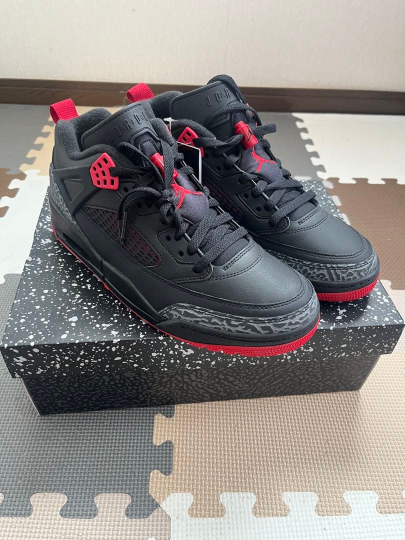 ジョーダン　スパイジーク　ロー