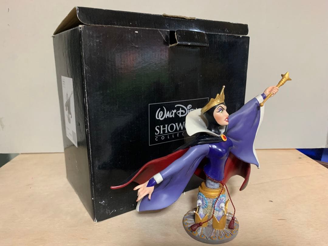 ディズニー グランド・ジェスター スタジオ 白雪姫 女王（魔女） bust レア