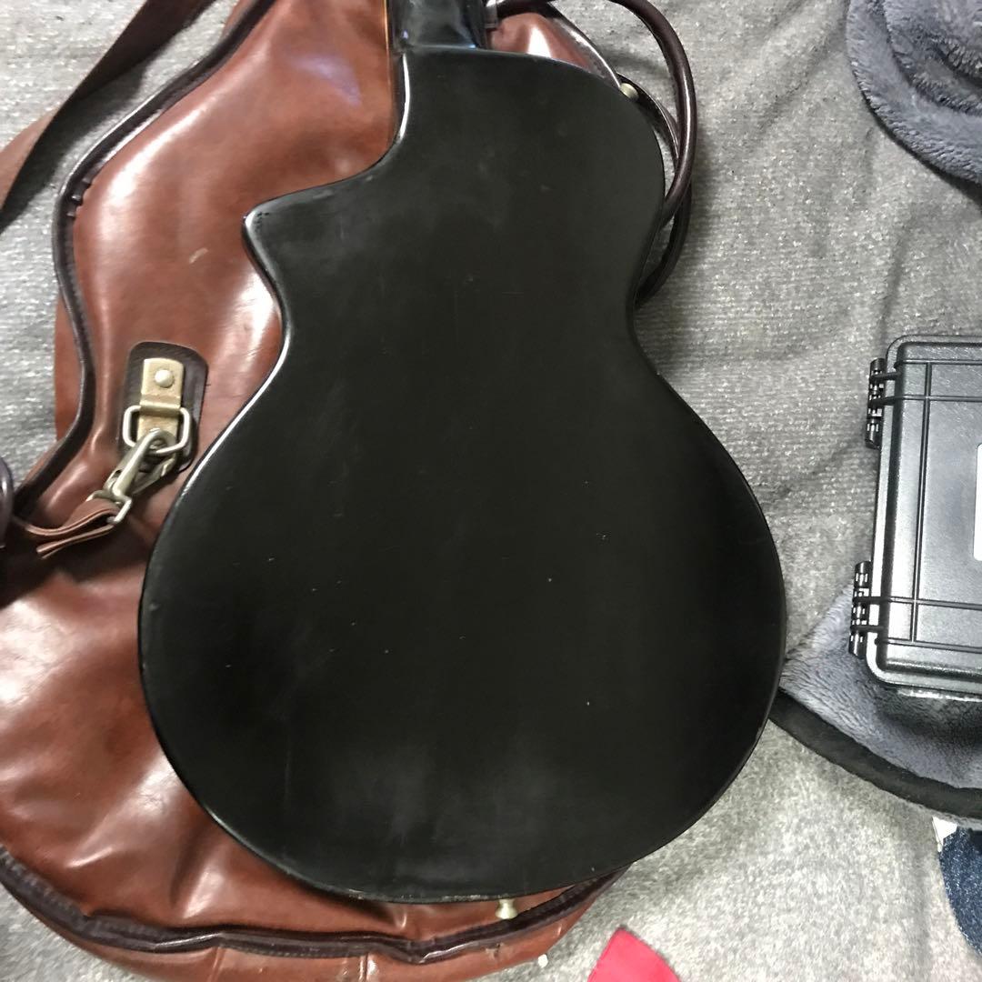 古いエレキギター　詳細不明