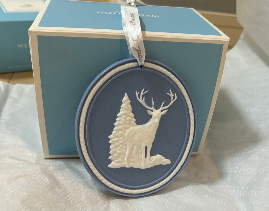 【AAA】 Stag Cameo /flake