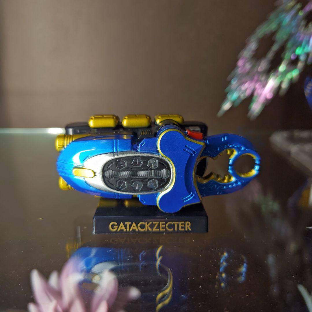 日*4様 真骨彫製法仮面ライダーガタックとガタックエクステンダー+ハイパーガタッ