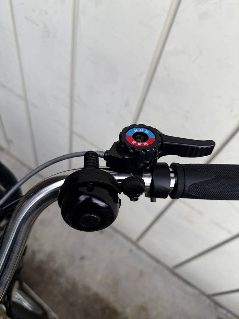 ベージュ 三輪車 前後バスケット付き